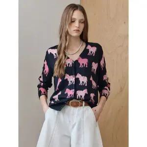 [하프클럽/]지브라 자카드 브이넥 니트 가디건