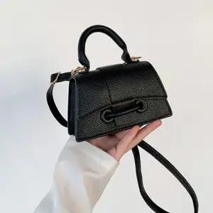 고품질 토드백 크로스가방 여자백팩 데일리가방 쇼핑백 패션 (WFJ49LK)