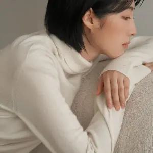 [YJACK](센텀시티점)W_베이비 캐시미어 터틀넥 풀오버 LCAT120006