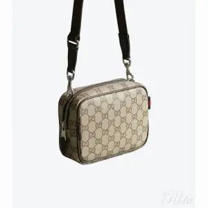 구찌 25FW GG 캔버스 미니백 834268 FAEON 9750