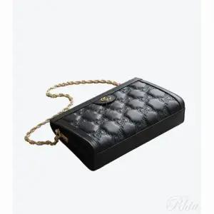 구찌 GG 마틀라세 레더 스몰 백 702200 UM8HG 1046