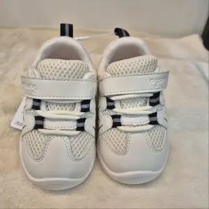 [아가방]OD)에어리메쉬운동화 01T376401_CJ