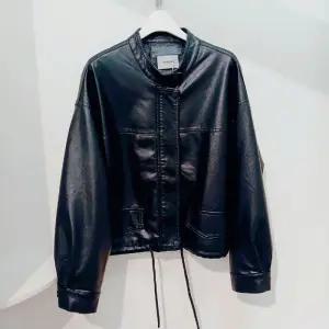 스튜디오AG HC40 쥬시레더JK 쥬시레더JK M2533JK10