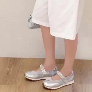 로퍼 플랫 캐쥬얼 편한운동화 스니커즈 여성슬립온