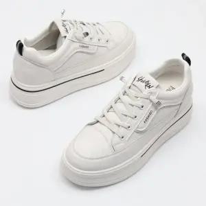 런닝 커플운동화 남녀공용 실내화 운동화 가을신상