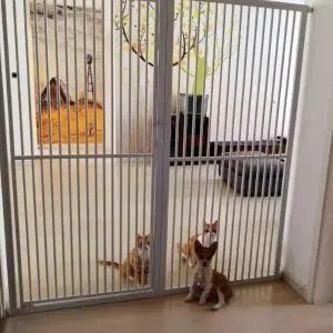 고양이방묘문 높은 안 베란다문 현관문 울타리 애견 방묘창 가드 고양이 무