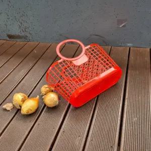 바구니 레트로 추천템 빨간색 플라스틱 신상입고 시장