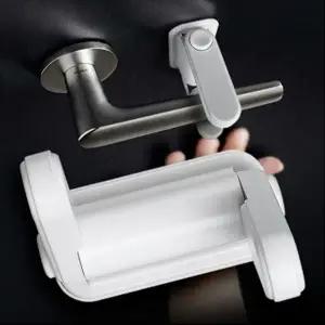 [하프클럽/알티피아]문열림방지 문고리 안전 잠금장치 잠금