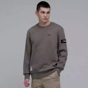 내셔널지오그래픽 폴리카터 스몰 로고 풀기모 맨투맨 N234USW050