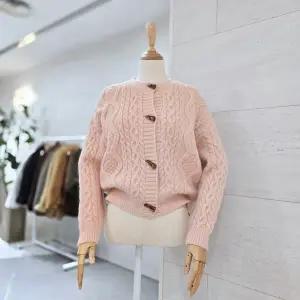 [대구백화점] [비스윗]떡볶이단추크롭가디건(B25L7FCD010D)