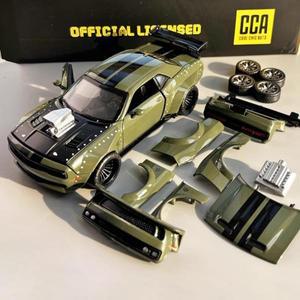 남아용 CCA 1:36 닷지 챌린저 SRT JAILBREAK 어셈블리 수정 버전 합금 다이캐스트 모델 자동차 취미 부티크