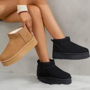 [신세계라이브쇼핑][옷자락] 여성 겨울 방한 부츠 퍼안감 둥근코 통굽 가죽 앵클부츠