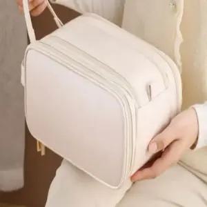 여행용 파우치 가방 생활방수 대용량 화장품 메이크업 (WFKE3TU)