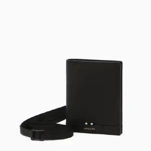 [NS홈쇼핑][헤지스ACC] HJHO6E513BK 블랙 로고프린트 소가죽 카드지갑[35665404]