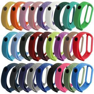 Xiaomi Mi Band 용 스트랩 5 4 3 6 Xiaomi Band 4 MiBand 용 실리콘 팔찌 팔찌 교체 5 4 3 6 손목 색 TPU