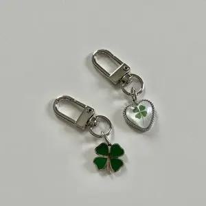 고품질 네잎클로버 클로버 가방걸이 가방꾸미기 핸드폰줄 포 가방꾸미기 소품샵 (WFHQMBO)