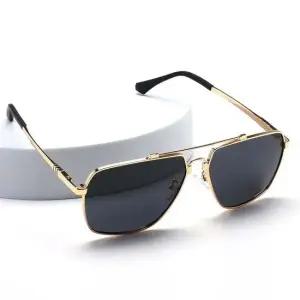 남성 빅사이즈 편광 스퀘어 보잉 선글라스 골드스모크