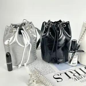 미니 버킷백 (WFJ65XP)