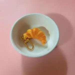 크로와상 빵 키링 열쇠고리 WFFLM4E