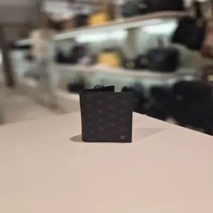 [닥스] DBHO6E765 블랙 엠블 DD패턴 PVC 카드지갑 닥스핸드백 닥스가방 DBHO6E765BK