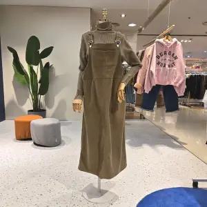 [대구백화점] [에잇컨셉]속기모 디아 골덴 롱 멜빵원피스(C25K7FOP015)