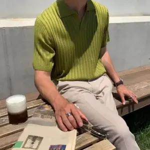 [프로셀러] 남성 여름 노버튼 댄디한 스타일 카라 니트티셔츠