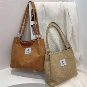 여성 가을 패션 코듀로이 숄더백 데일리 출근 가방 여자숄더백