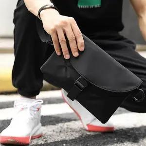 [하프클럽/]여권가방 남자 패션 캐주얼 손가방 크로스백 데일리 파우치