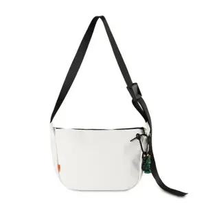 고품질 캐주얼 크로스백 여행 보조 무지 가방 숄더 아이보리 (WFKDXY8)