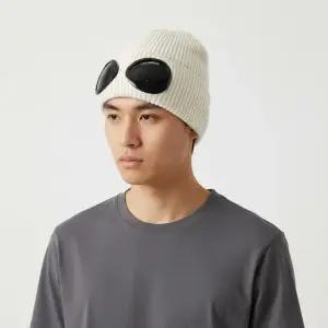 18CMAC016A 000727A 103 고글 와펜 비니