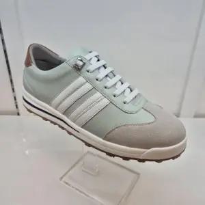 [엘칸토]엘칸토 HC11 소가죽 남성화 N6M4U51V315 (44692361)