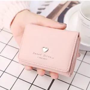 귀여운 대학생 여대생 여학생 하트 큐 반지갑 여성지갑 학생지갑