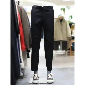 갤러리아 BON 23 F/W 울혼방 핀턱 테이퍼드핏 슬랙스 BN3WTA384BK