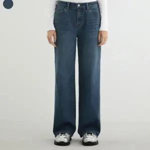 [롯데백화점]게스 여성 기모 D톤 와이드 YP4D9175