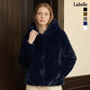 라벨르by신영모피 페이크퍼 무스탕 라인트리밍 후드자켓