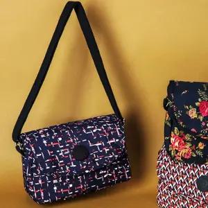 아줌마 패턴 엄마 크로스백 가방 데일리 물감