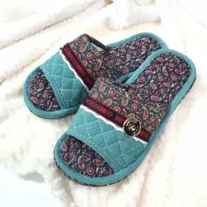 남성용 에스닉 거실 층간소음 방지 슬리퍼 폭신폭신 발편한 3중 쿠션 실내화 거실화 거실