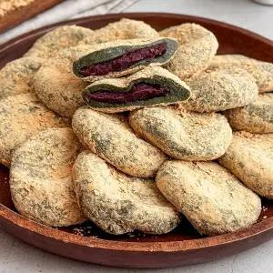 [40년전통 리만월] 제주 쑥으로 만든 콩쑥개떡 600g(12개입) x 1팩