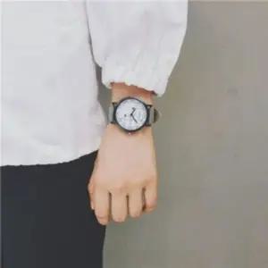 스터디 여성 손목시계 그레이 손목시계 패션시계