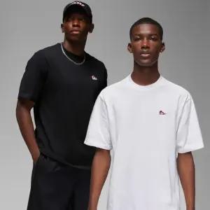 나이키 조던 스니커즈 로고 티셔츠 FN5982-010 블랙 /FN5982-100 화이트