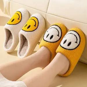 [하프클럽/]스마일 밍크 퍼 슬리퍼 스마일 털 실내화 편한 여성