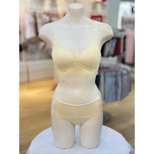 [파주점][트라이엄프]트라이엄프 여성 레이스브라렛팬티 세트 TEWBRR 262YE