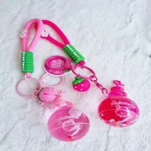 스트로베리 전구 워터볼 오일키링 WC2A5A2