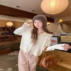 블랙팬서 여성 양지퍼 터틀넥 꽈배기 니트 가을 겨울 도톰 카디건 상의 OPH4