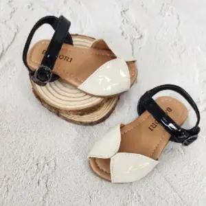 아동 여아단화 유광 여름샌들 140 150만 가능)