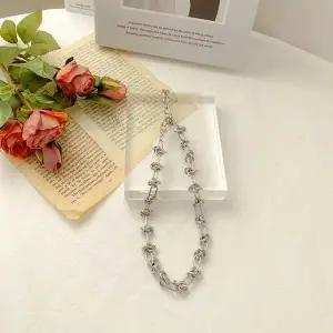 실버 체인 목걸이 여성 패션 쇄골 액세서리 메탈 (WFKBJJ3)