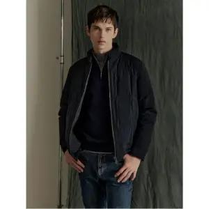 [三無衣服] 경량 스트레치 숏 다운 점퍼  네이비 (GC4X38S06R)