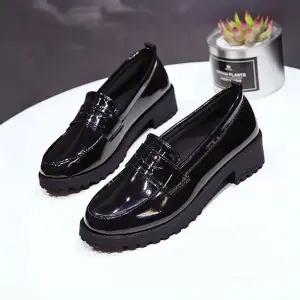 [하프클럽/]여성용 페니 로퍼 통굽 단화 3컬러 청키 여름