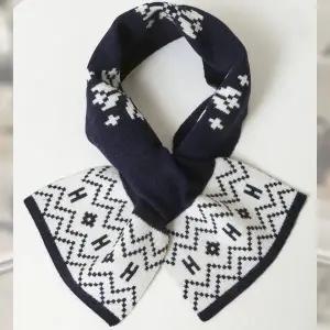 [헤지스](대구신세계)네이비 이니셜로고 울캐시미어혼방 머플러 HIMU5F611N2