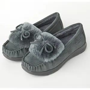 (여성) CAROL 캐롤 4CM 소가죽 리본 방한 모카신 차콜 3999049QD-W